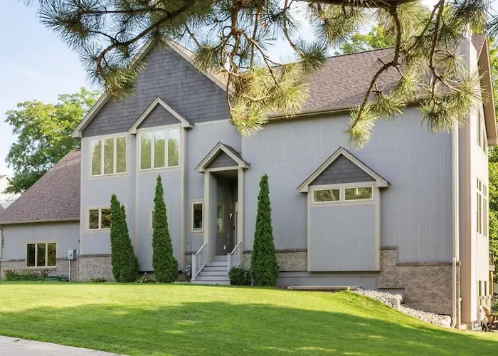 Cedar House Retreat
